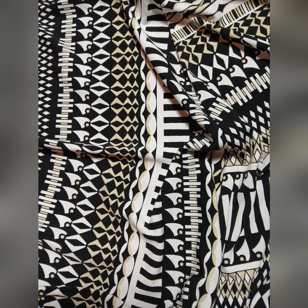Halter Wrap Maxi Dress Slimming Geometric Print - Picture 7 of 8